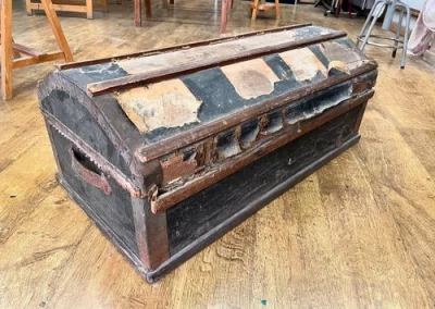 Baúl antes de la restauración