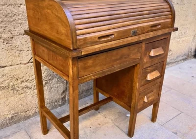 Mesa después de la restauración